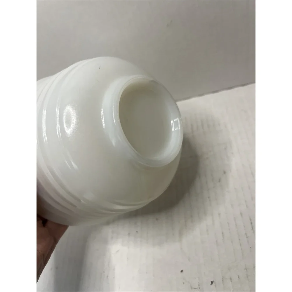 Vintage Hamilton Beach Ribbed Milk Glass Small Mixing Bowl 6